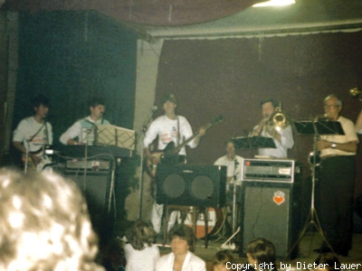 03.jpg